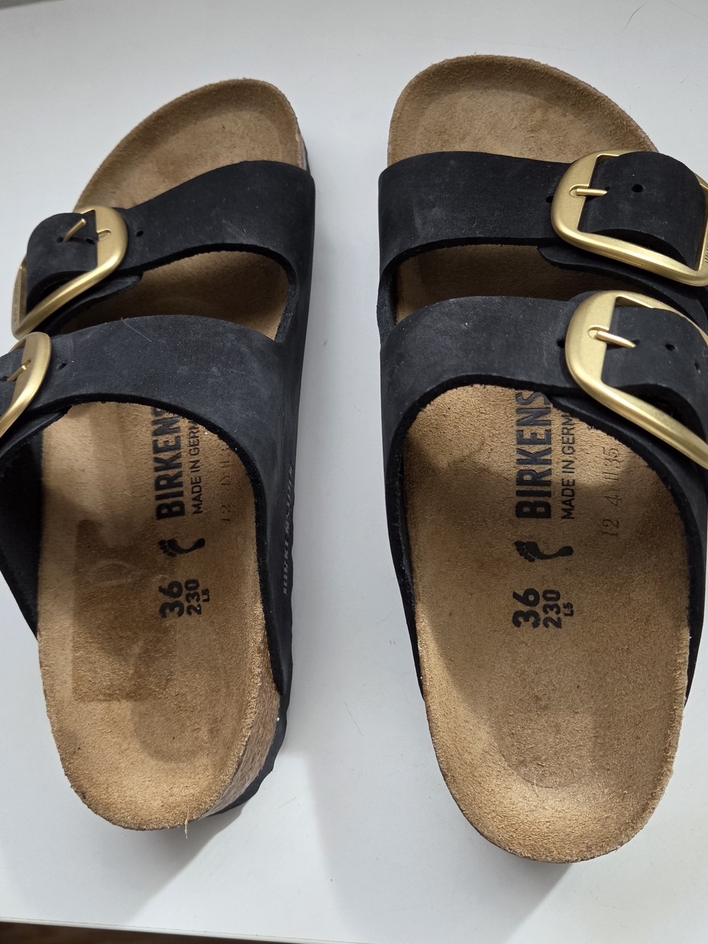BIRKENSTOCK Arizona Big Buckle Gold Sandals (Black Nubuck) EU 36/US 5-5.5